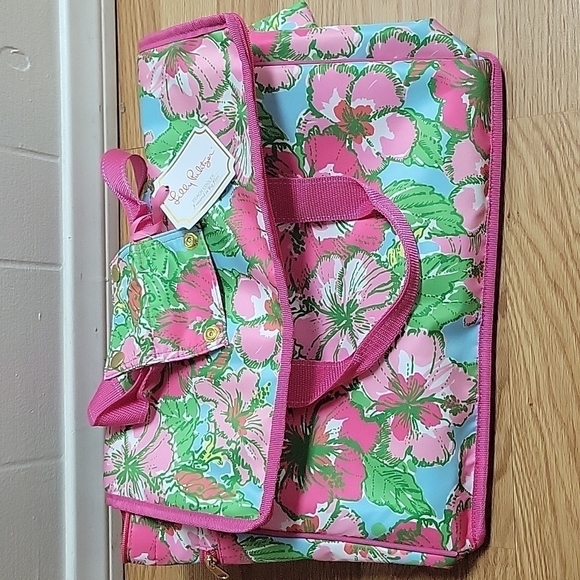 NWT Lilly Pulitzer Insulated Beach Cooler Big Flirt - Picture 14 of 14